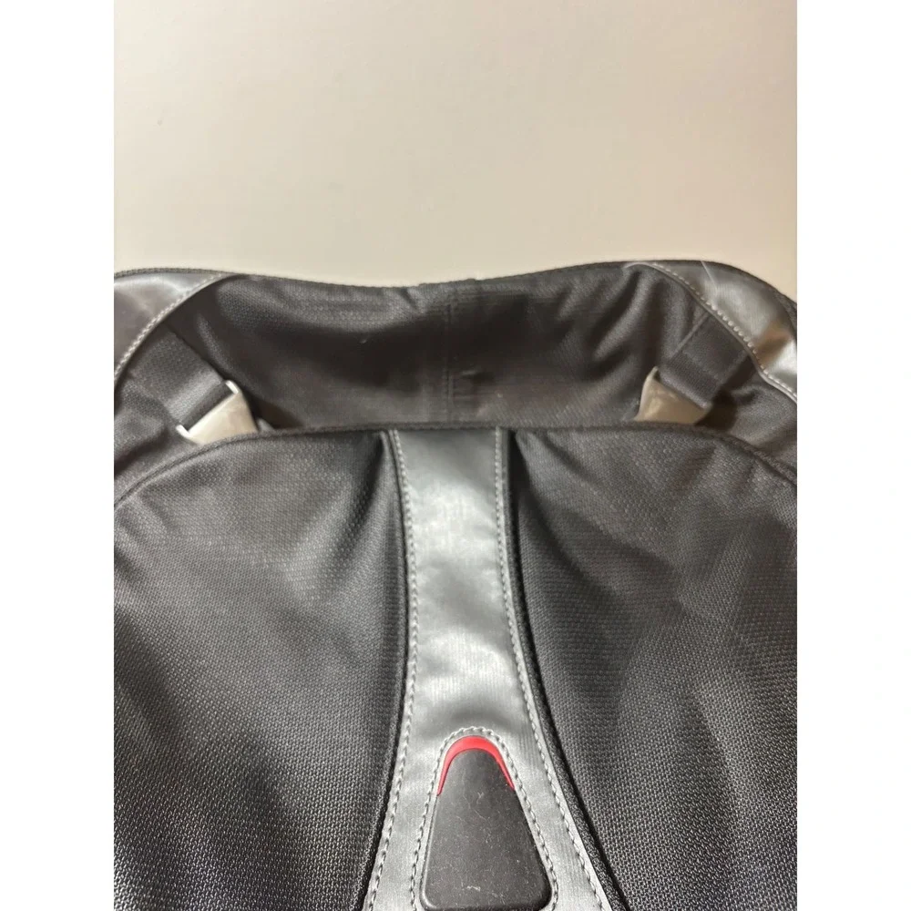 T-Tech by‎ Tumi 5589D Ballistic Nylon Laptop Messenger Bag Black